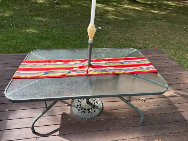 outdoor table runner w/ zipper 1