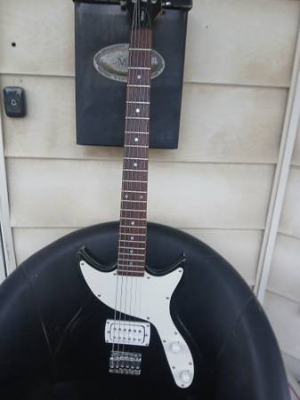 Overload BB391 Single Pickup Electric Guitar 1