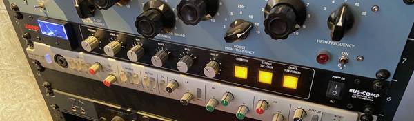 Warm Audio BUS-COMP 2 Channel VCA Bus Compressor  -- Mint Condition 1