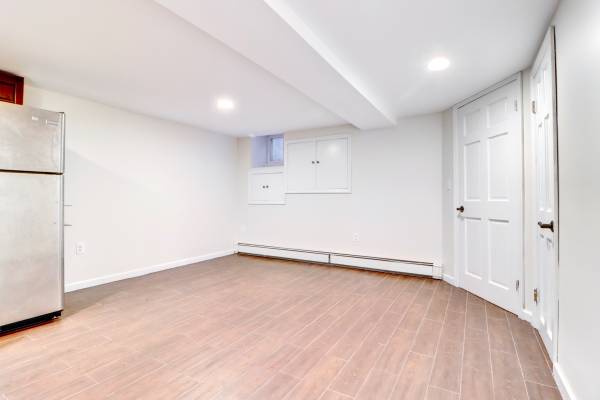 $2,395 / 2br - PRIVATE BEDROOMS! LAUNDRY ACCESS! ALL UTILITIES INCLUDED! (GLENDALE)63945494929411124
