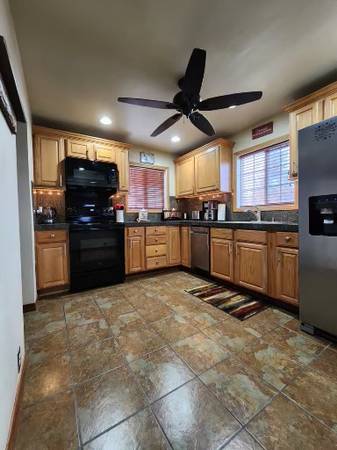 $379,000 / 2br - 843ft2 - Charming, Relaxing 2 bed / 1 bath (1112 Poplar Ave, Wenatchee WA 98801)63690720177795124