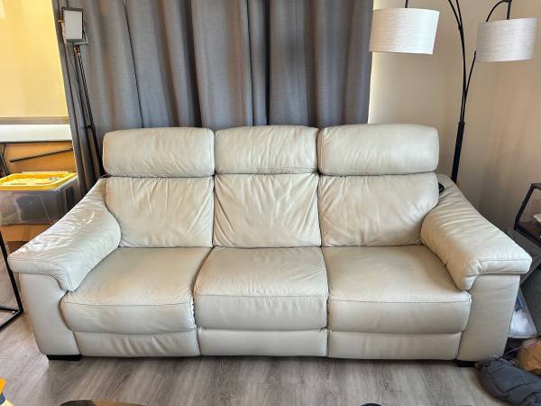 Dual Reclining Leather Power Sofa Arizona Leather Excellent Cond. 1