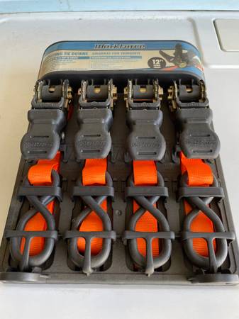 Brand New: WorkForce Ratcheting Tie Downs 4-Piece Set 1