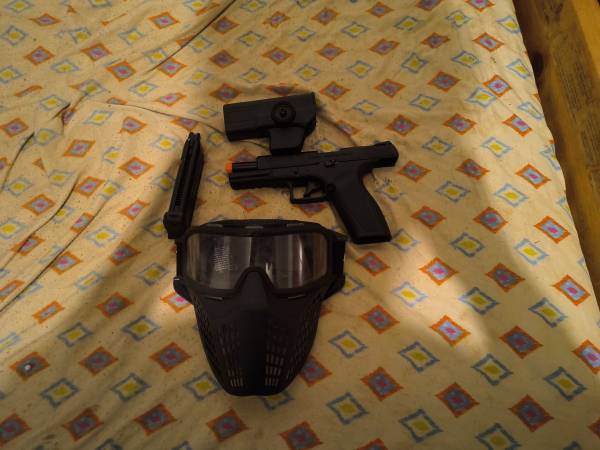 asp blowback airsoft pistol with mask and holster 1