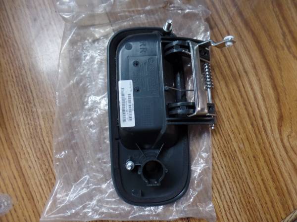 Manija exterior de puerta para Chevy Express - $25 (concord / pleasant hill / martinez)63471416593027121