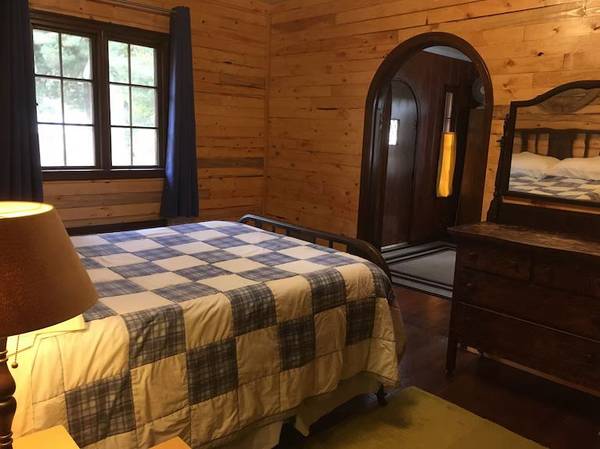 $1,200 / 2br - Hermosa casa de 2 habitaciones junto al lago Chetek - W/D en la unidad63655159602947124