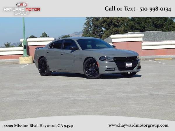 2017 Dodge Charger R/T sedan Destroyer Gray Clearcoat 1