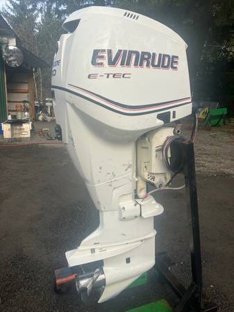 300hp Evinrude E-tec 1