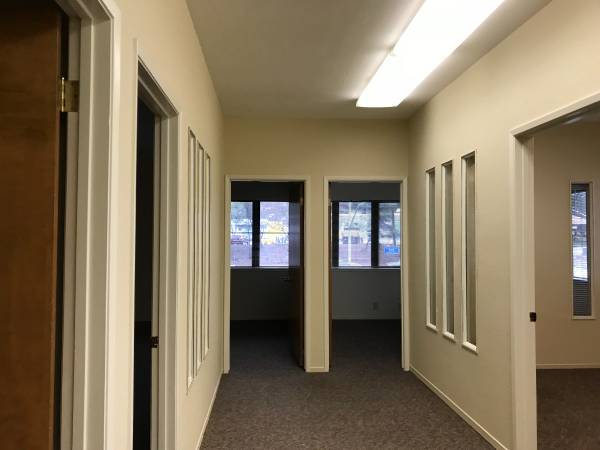 $1,150 / 1150ft2 - Highway 49 exposure! - 1,150sf Office Space - Hwy 49/11899 Edgewood Rd (Auburn)63900437151107121