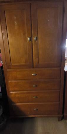 Ethan Allen Bdrm set 1