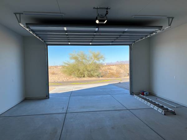 $370,000 / 3br - 1400ft2 - New Home (Topock / Golden Shores)63799567779331122
