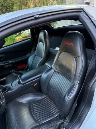 2003 Corvette C5 Z06 con kilometraje extremadamente bajo - $37,00063435627912963122