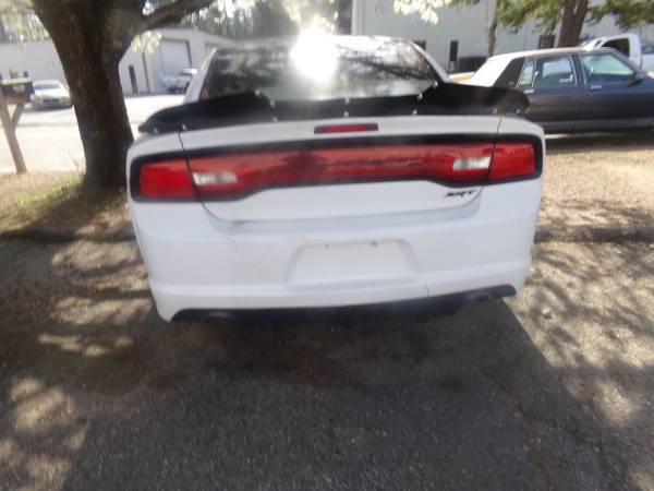 2012 dodge charger srt8 6.4 turbo mechanic special needs transmission% - $12,999 (riverdale)63621327200129123
