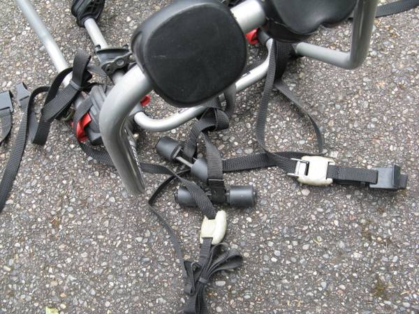 Yakima Trunk Bike Rack (soporta 3) - $80 (North Bend, WA)63471419766403122