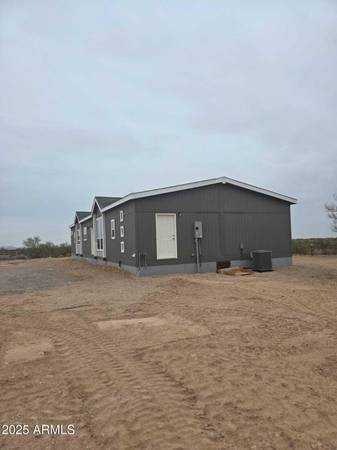 $368,000 / 5br - 2280ft2 - 5 Bed Residential in Tonopah (Tonopah, AZ, $368,000) (Tonopah, AZ)64024826005891121
