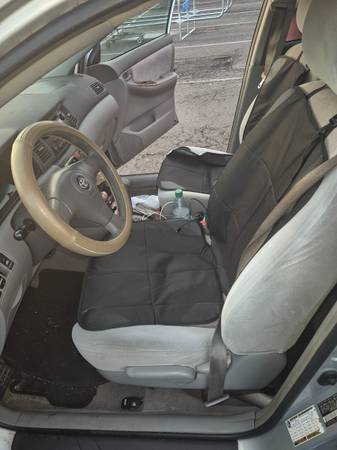 2006 corolla - $3,00063654719422723122