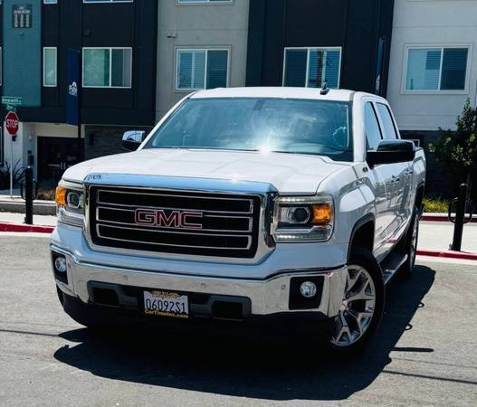 2015 GMC Sierra 1500 SLT  4dr Crew Cab 5.8 ft. SB Pickup Truck 4x4 4WD - $28,995 (1555 W San Carlos St  San Jose, CA 95126)63617844138625121