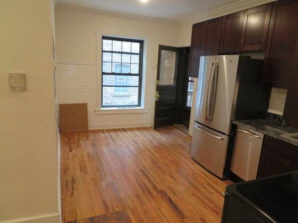 $1,700 / 1br - 700ft2 - GORGEOUS RENOVATED 1 Bed 1 Bath!!!! Amazing Neighborhood!63960012212098121