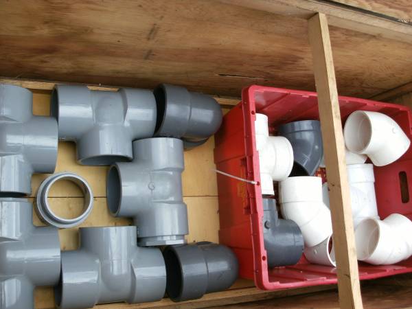 4" Schedule 40, and Schedule 80 PVC fittings. 1