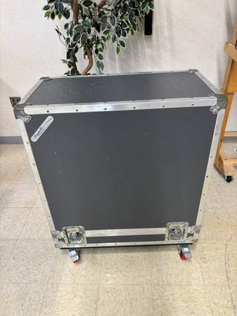 Road Case by Nashville Cases similar to Anvil 1