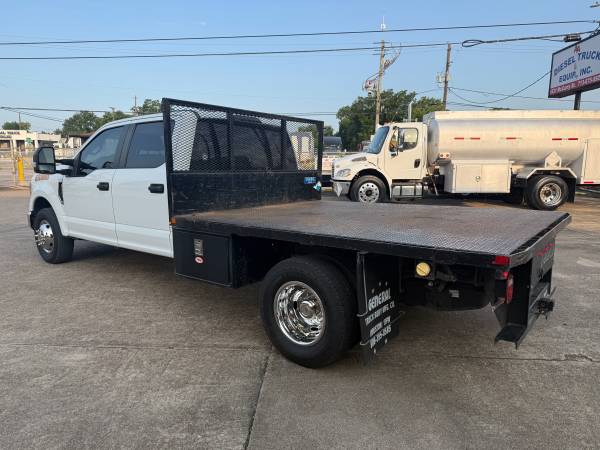 2020 Ford F350 - Photo 3