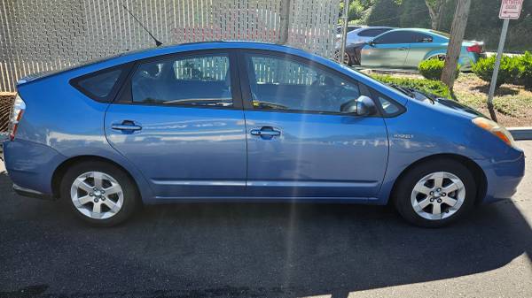 2008 Toyota Prius Híbrido - $6,500 (Redmond)63623267821697121