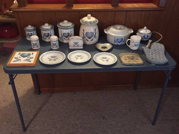 Corelle Blue Hearts by Corning (22 Pieces) 1