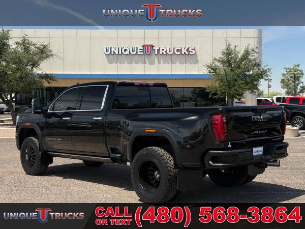 2024 GMC SIERRA 3500HD DENALI - Photo 9