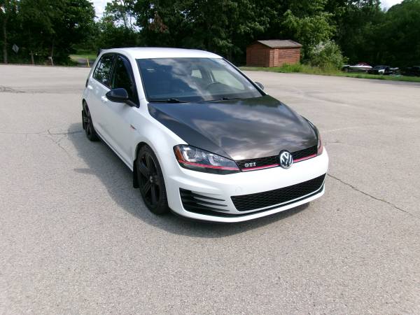 2017 Volkswagen Golf GTI 6Speed Manual - $10,995 (Kittanning PA)63625169878145122
