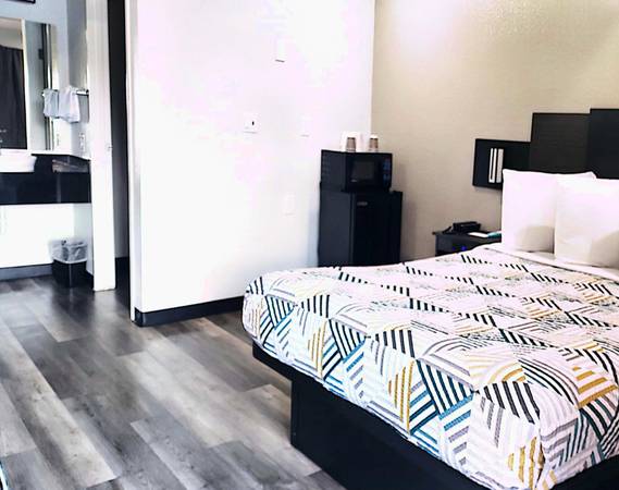 $500 / 1br - WEEKLY & MONTHLY RATES! >> Kids are Free & Pets Welcome (Seattle South)63948083796355123