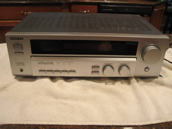 Kenwood 705 SA Receiver 1