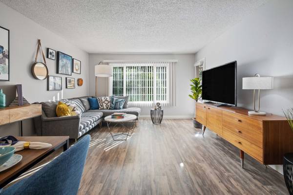 $2,120 / 1br - 625ft2 - Efficient Appliances, Cable Ready, Carpeting (hayward / castro valley)63686121405571122