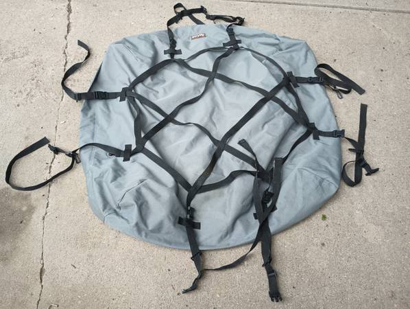 RoofTop Cargo-Carrier 1