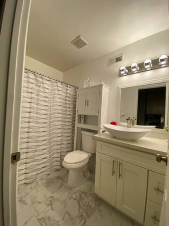 $2,999 / 2br - 988ft2 - Beautiful 2 BDRM 2 BATH Single Story Condo (Escondido)63847864495361121