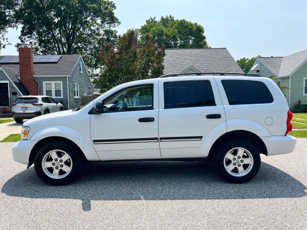 2008 Dodge Durango SLT 4x4 (3ª fila, impecable) - $4,200 (newport news)63621667335683121