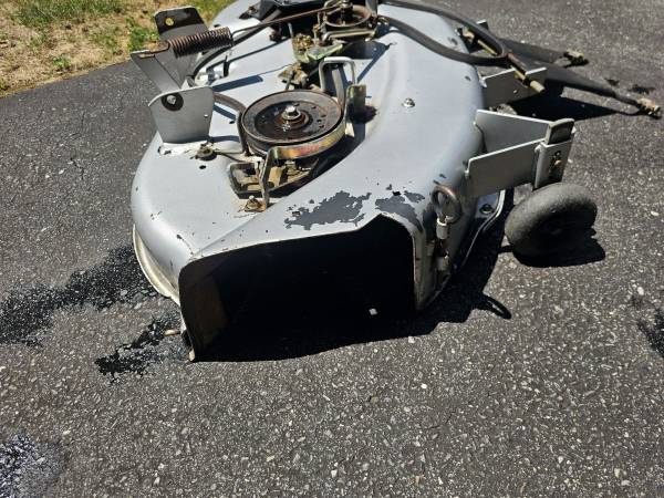 Honda 2113 cortacésped de jardín, cubierta del sistema de corte de 38", excelente estado - $300 (Sudbury)63471244856961121