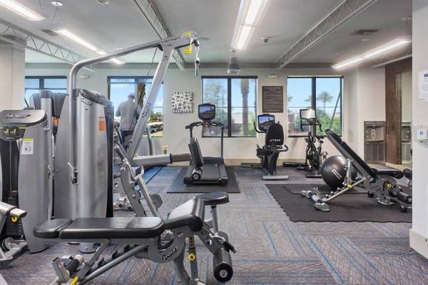 $1,802 / 1br - 788ft2 - Your Home at Luxe Scottsdale! (8444 E Indian School Rd Scottsdale AZ 85251)64024992917634121