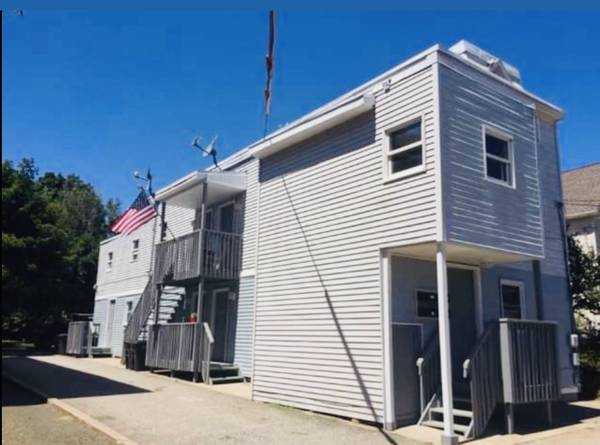 $1,520 / 1br - 1 BR Apartment, City Point Private Landlord (City Point)64010164381443121