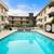 Sparkling Swimming Pool, One Month Free! Newly Renovated. 1 thumbnail