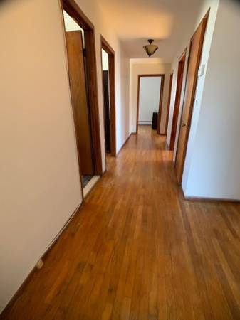 $4,000 / 3br - Spacious Three-Bedroom in Heart of Astoria (ASTORIA)63788881937281124