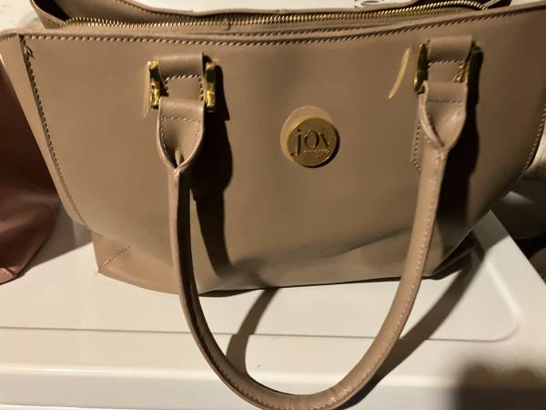 purse used but in nice shape 1