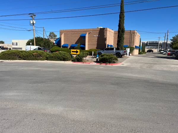 1 executive office available/ recently reduced/recently reduced 1