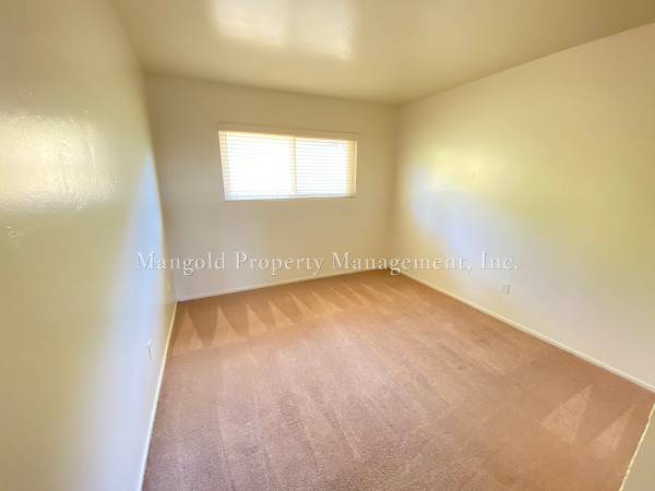 $2,325 / 2br - 630ft2 - Two Bedroom Apartment In Pacific Grove Neighborhood (Pacific Grove)64054766440065122