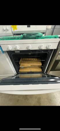 Estufa de gas con horno de convección y aire frito Samsung - $880 (Baldwin Park)63470987152513121