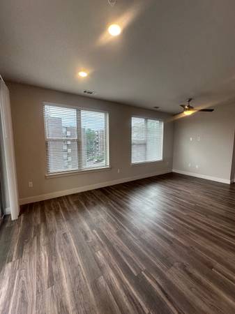 $2,217 / 2br - 1178ft2 - **8 Weeks Free!!** Stunning Modern Luxury Downtown Sloans Lake 2 Bed!! (Sloans Lake * Downtown Denver * Jefferson Park * Highlands)63679423450753124