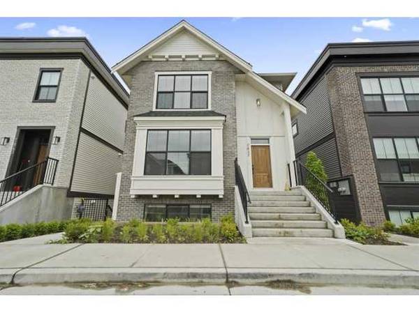 STUNNING home comes with 2 legal suites total $3350/month 1