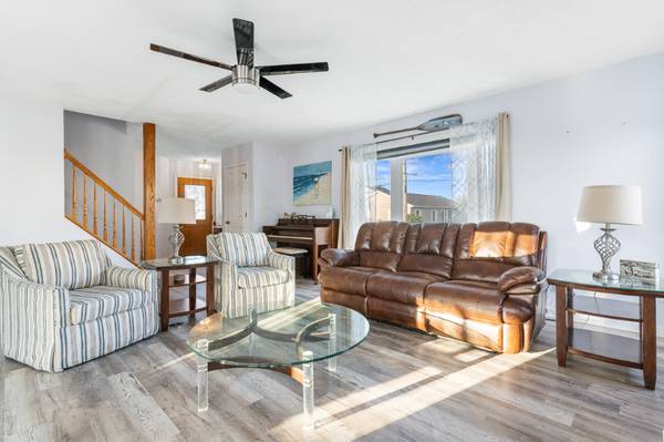 $2200.00 / 4br - WINTER RENTAL - 4 Bedroom 3 Bathroom Waterfront Home63839299424897122