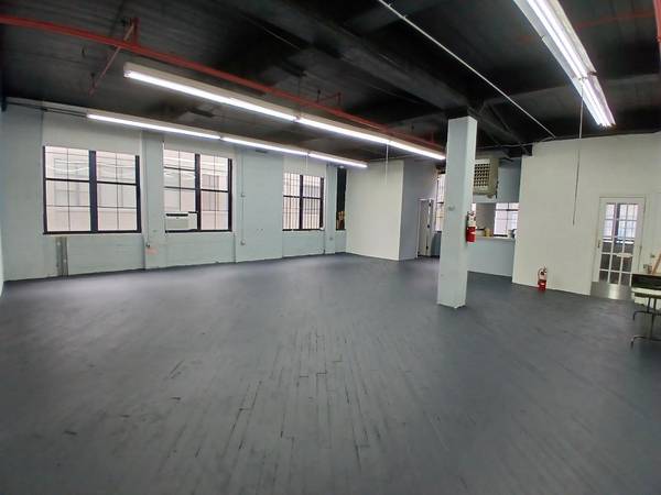$1,800 / 600ft2 - Large Artist Studio for Rent - 600 SQFT for $1800, 1400 SQFT for $4000 (Long Island city)64212271362179120