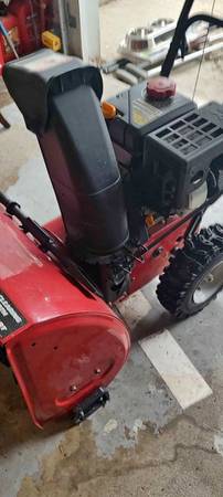 Craftsman snowblower 24 inch like new 1