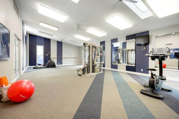 $1,390 / 1br - 617ft2 - Patio/Balcony, Air Conditioner, Sundeck (Washington, Virginia, Vale)63973505964931120